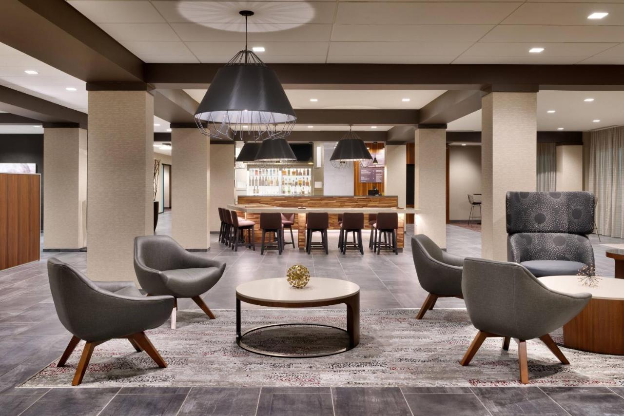 Courtyard By Marriott Atlanta Duluth Downtown Hotel Exterior photo