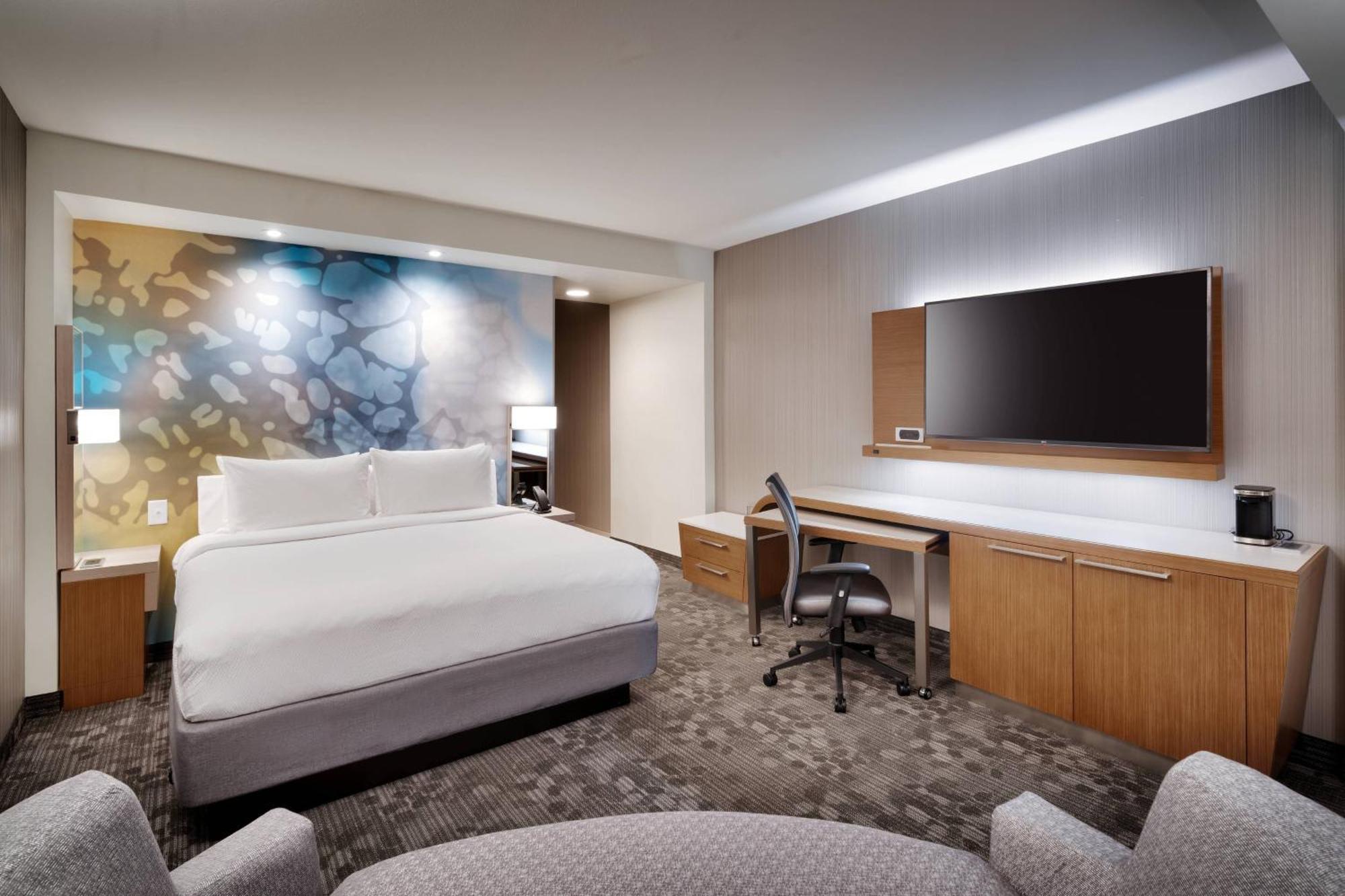 Courtyard By Marriott Atlanta Duluth Downtown Hotel Exterior photo